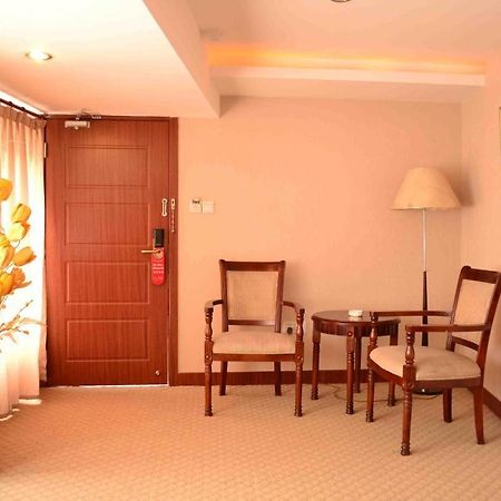 Zhonghui Zhiyuan Hotel Szucsou Kültér fotó